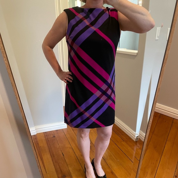 Tiana B, size large, shift style dress. - Picture 5 of 6